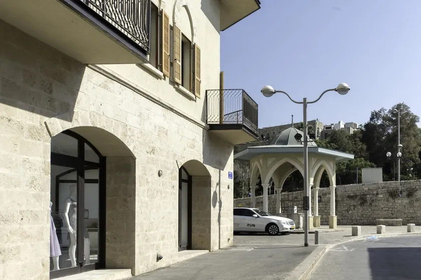 Charming 2Bd w Beautiful Interior by Sea N' Rent - Image 1