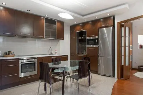 Opera House Apartments - Image 1