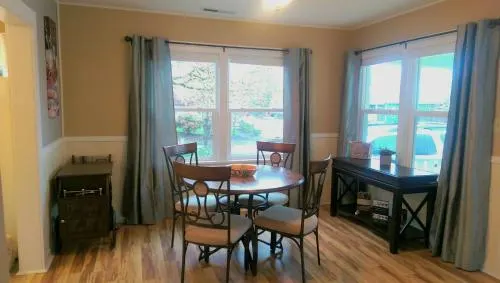 Garden Cottage - Image 1