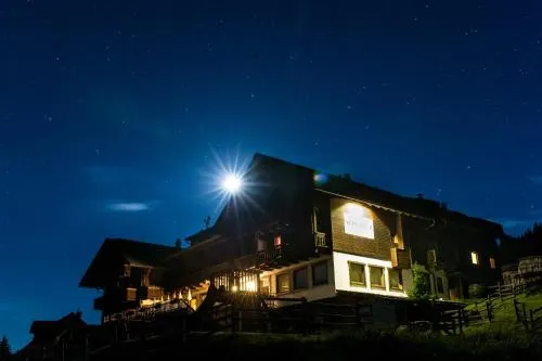 Sattlegger's Alpenhof & Feriensternwarte - Image 1