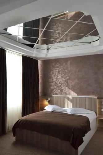 Hotel Rehoma - Image 1