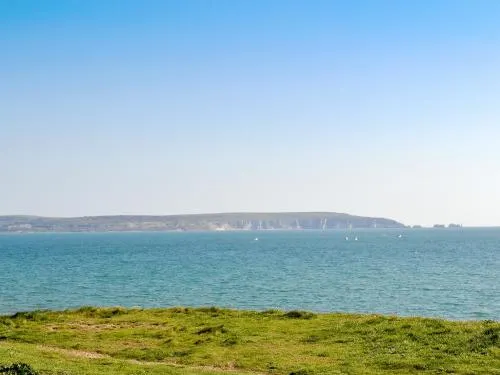 Four Seasons Milford on Sea - Image 1