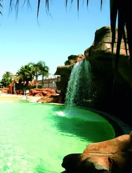 Hotel Palas Pineda - Image 1