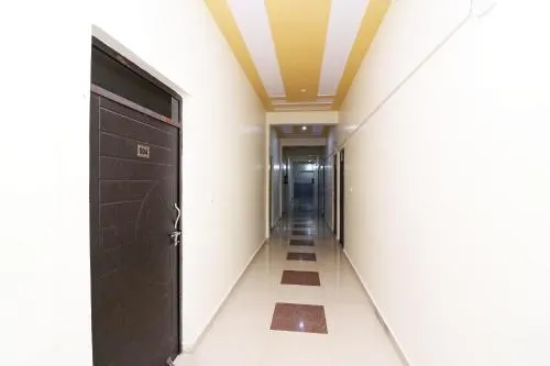 River Resort by OYO Rooms - Image 1