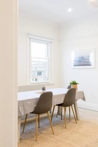 Coastal Penthouse Coogee Beach - Image 1