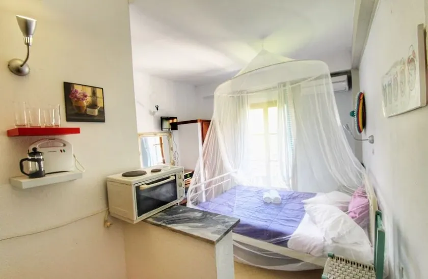 Avra Apartments - Image 1