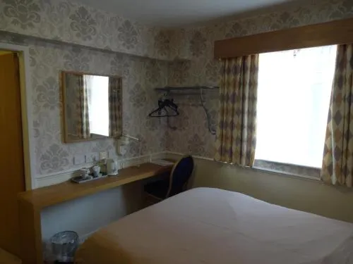 The County Hotel - Image 1