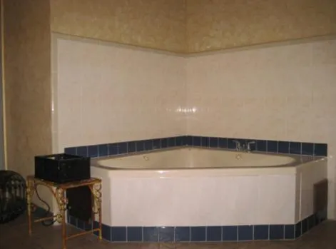The Garden Villas Hotel - Image 1