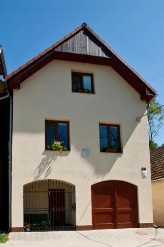 Chalupa - Sklep Starovice - Image 1