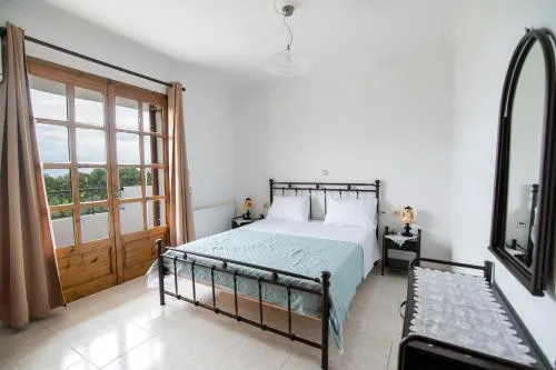 Uliveto 3bd Rustic House - Image 1