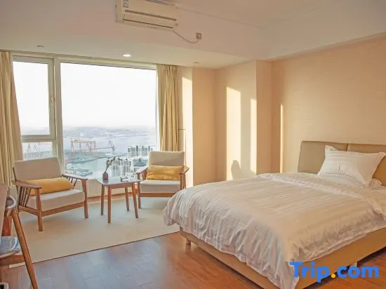 Dalian Twilight Hotel - Image 1