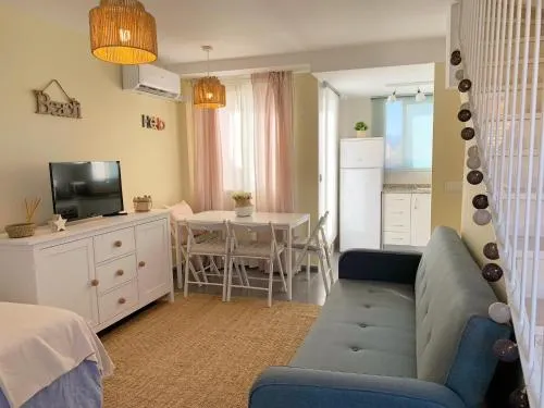 Chalet a estrenar - Playa Oliva Nova. Piscina & Padel - Image 1