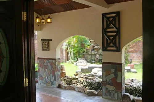 Karuna Homestay Penang - Image 1