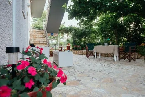 Dimitra Apartments - Image 1