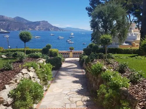 Hôtel De Charme Brise Marine - Image 1