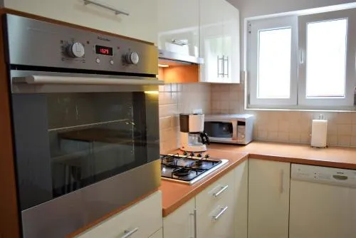 Sunnyy Beacch Apartments - Image 1