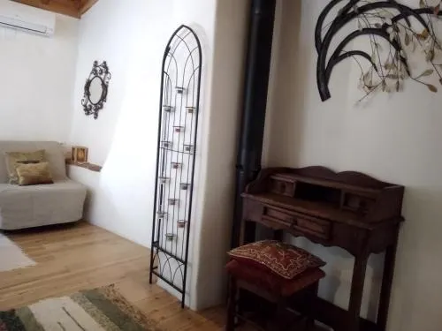 Casa Con Encanto En Valdelarco - Image 1