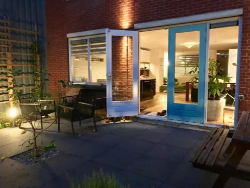 Luxe Appartement In Rotterdam Centrum - Image 1