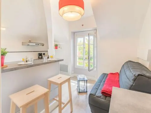 Rental Apartment Soeur Therese - Image 1