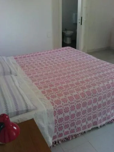 Villa Leonardo Sleeps 12 - Image 1