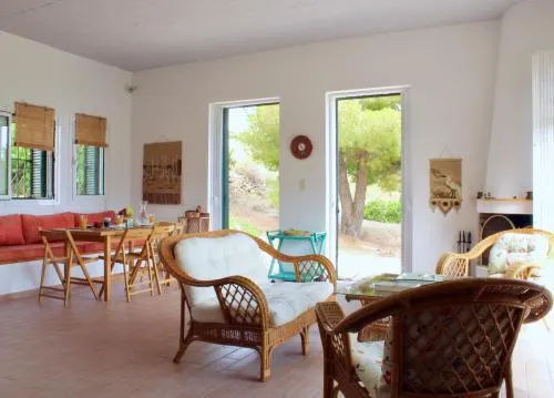 Caper & Olive mountain cottage - Image 1