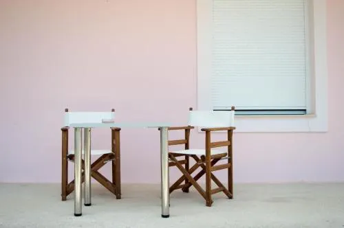 Manesi Apartments - Image 1