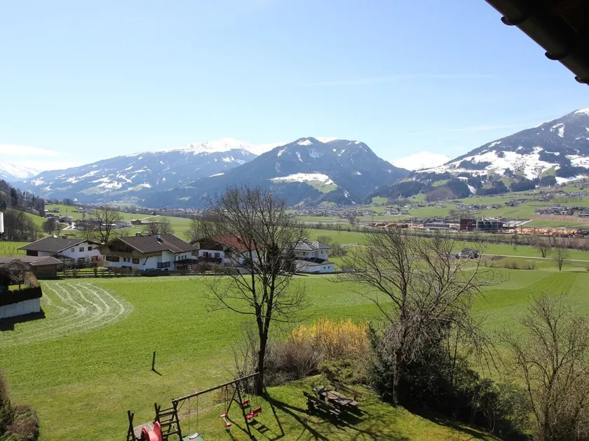 Apartment in Hart im Zillertal with Garden, Balcony, Parking - Image 1