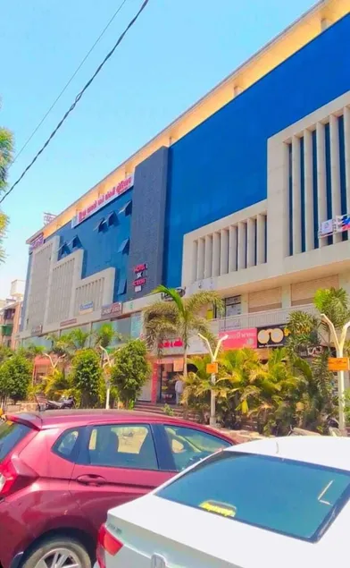 Hotel SK - Image 1
