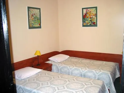 Hotel Ufo - Image 1