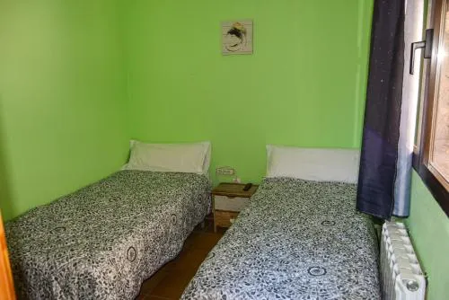 Albergue De Aliaga - Image 1