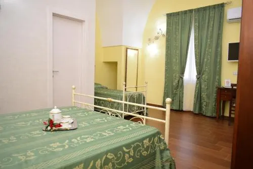 B&B Vico Napoli - Image 1