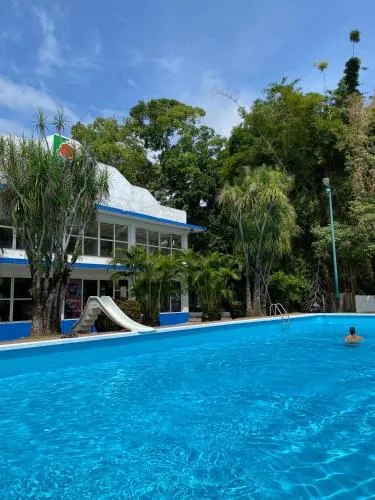 Courtney Playa Azul - Image 1