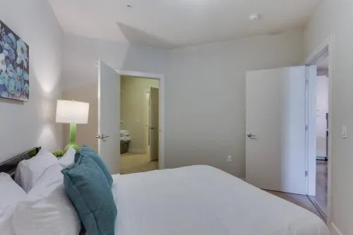 Two-Bedroom on H 77 - Image 1