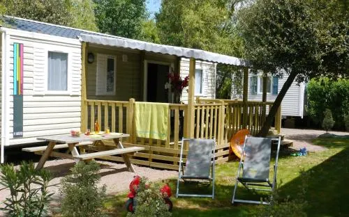 Camping Les Blancs Chenes - Image 1