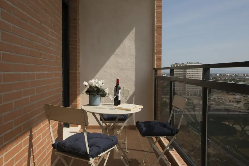 Singularstays Opera - Image 1