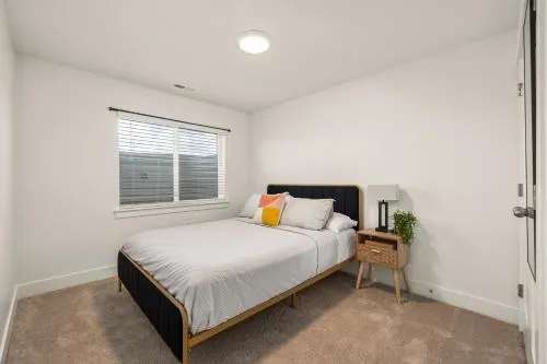 Cozy Apartment Near Salt Lake - Image 1