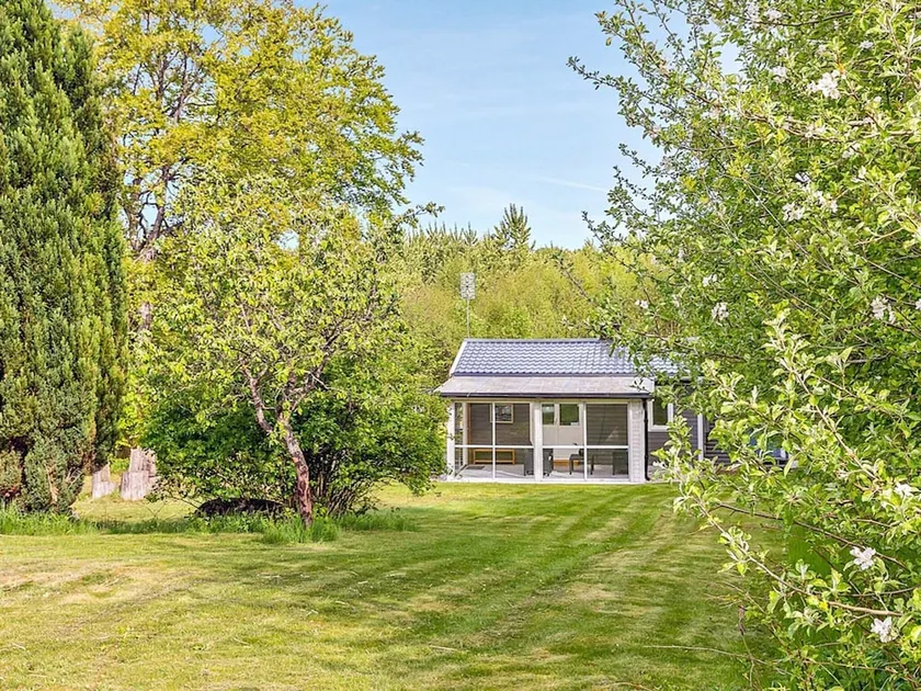 5 Person Holiday Home in Hoor - Image 1