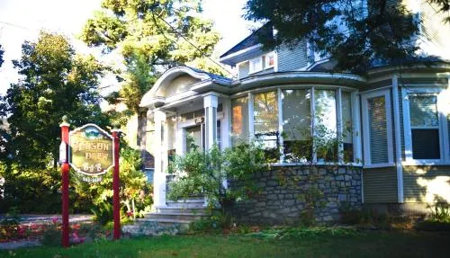 La Maison Drew B&B - Image 1
