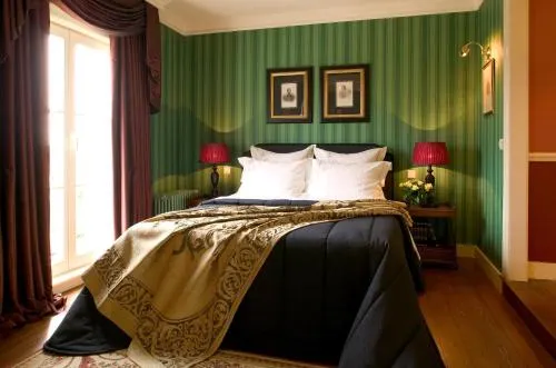 Brugsche Suites - Luxury Guesthouse - Image 1