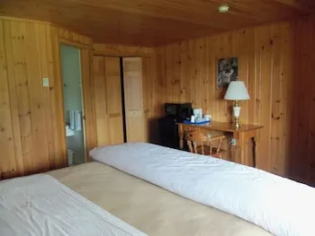 Franks Holiday Resort - Image 1