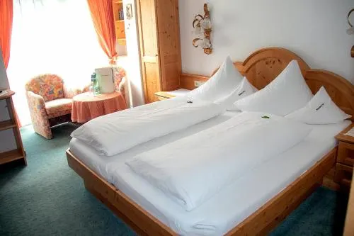 Hotel-Pension Marmotta - Image 1