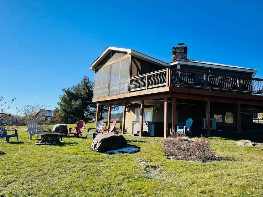 3 Bears Lodge by Taylor Made Deep Creek - Image 1