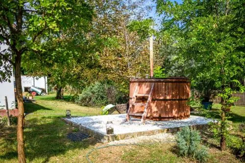 Lala Lak - Image 1