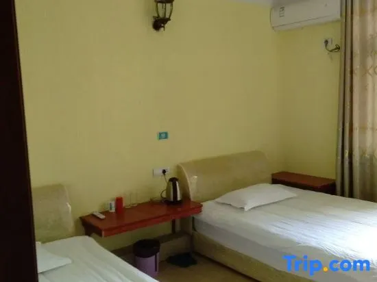 Carnival Hotel - Image 1