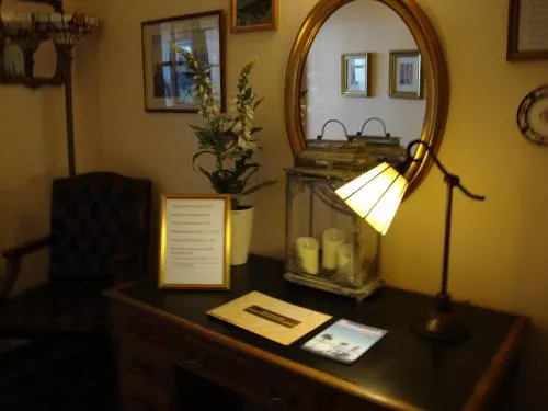 The Newark Hotel - Image 1