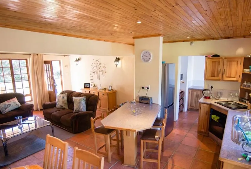 Colwyn Cottage - Image 1