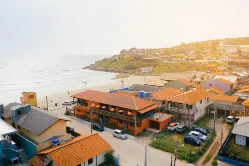 Pousada Swell Bangalos - Image 1