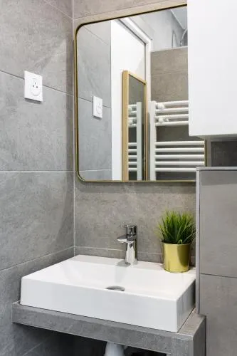 Magnifique studio Ã  2 pas de Gare de Lyon - Image 1