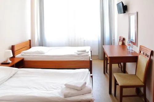 Baza Hotelowa Nowe Horyzonty - Image 1