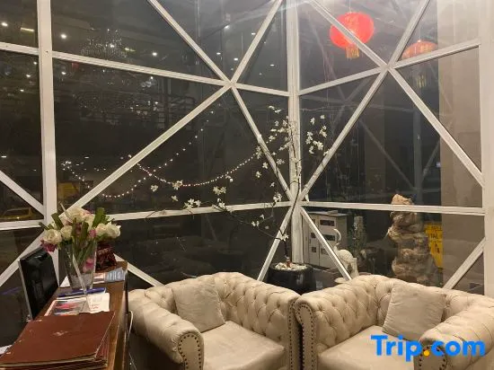 Shandong Yu Long Hotel - Image 1
